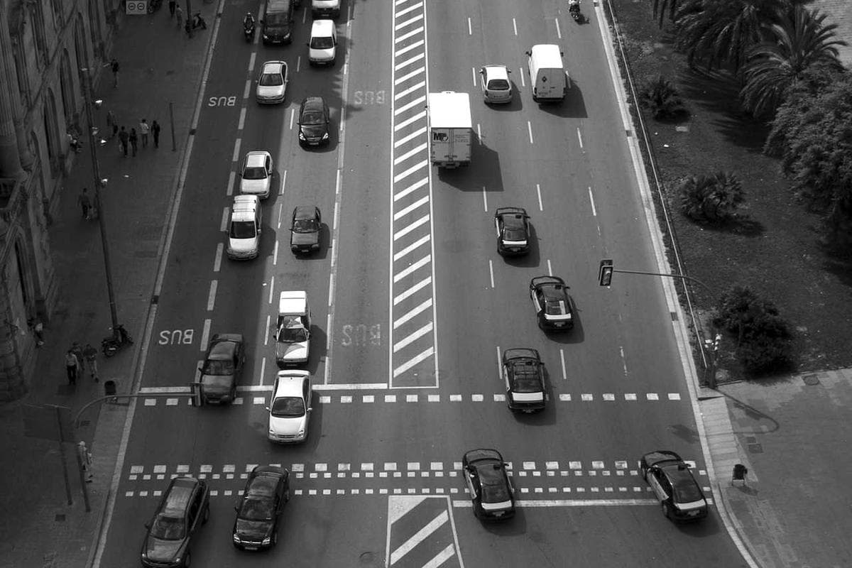 Mola contemporánea abstracta